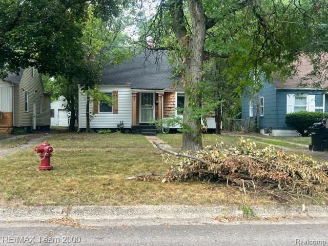 18462 Grandville Avenue, Detroit, MI 48219