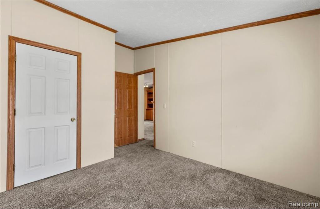 45288 Burgundy Drive, Macomb, MI 48044 — Photo 16