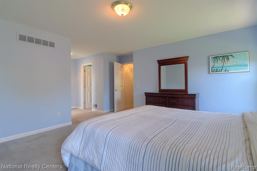 40630 Brecken Ridge Lane, Plymouth, MI 48170 — Photo 21