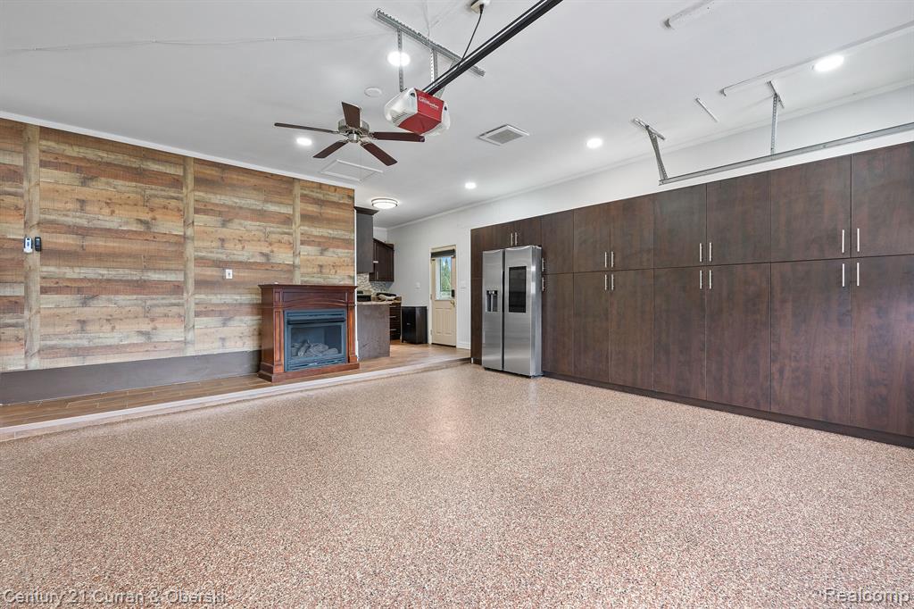 42185 BAINTREE Circle, Northville, MI 48168 — Photo 29