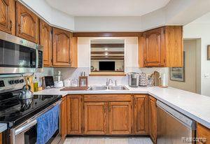 9205 POTTER Road, Flushing, MI 48433 — Photo 4