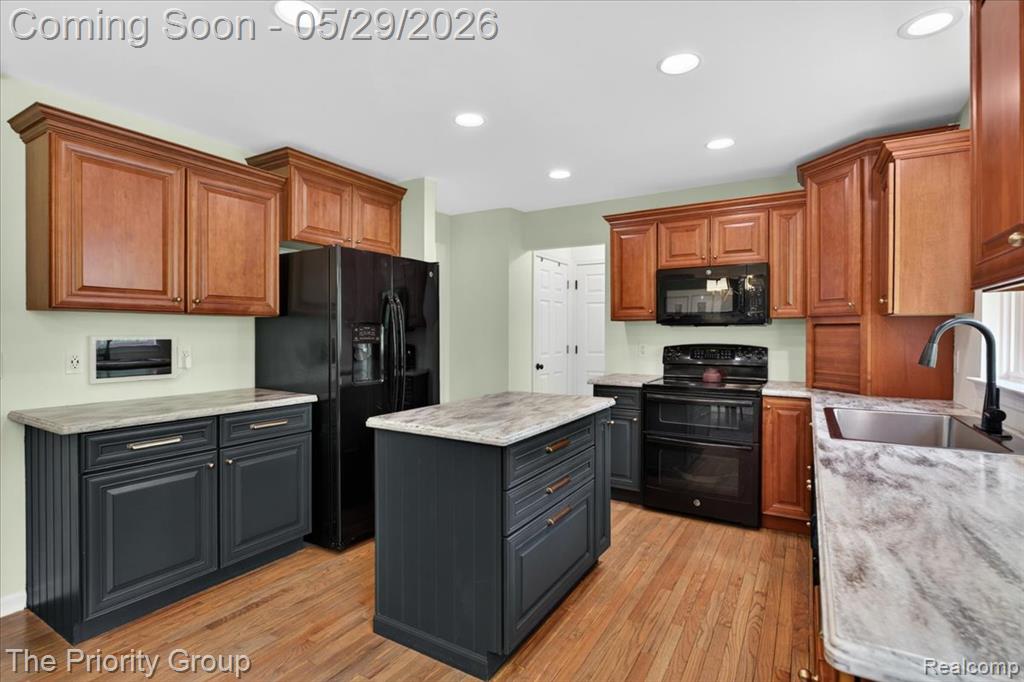 517 Deer Valley Road, Holly, MI 48442 — Photo 16