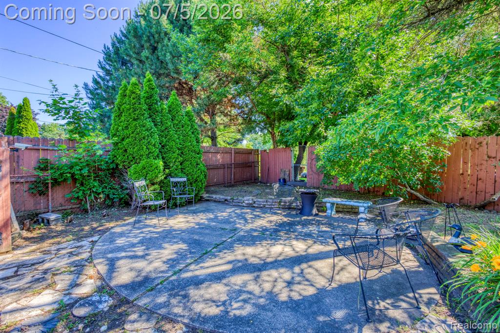 46 W Breitmeyer Place, Mount Clemens, MI 48043 — Photo 36