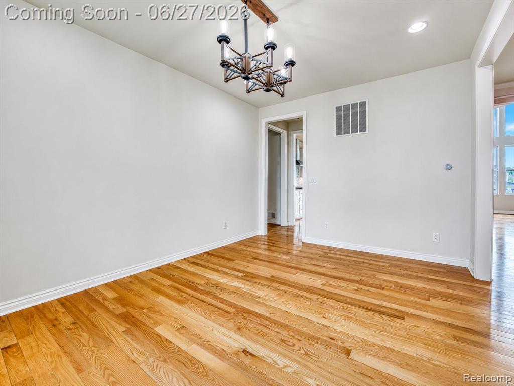 3155 Huntsman Boulevard, Lake Orion, MI — Photo 13