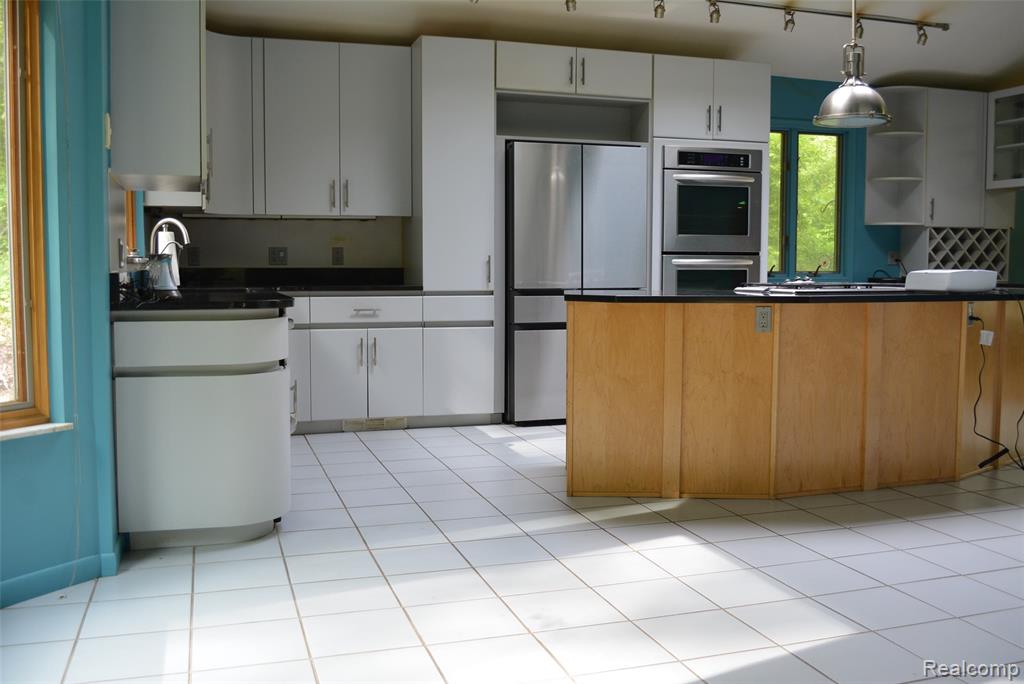 6015 Sundance Trail, Brighton, MI 48116 — Photo 12