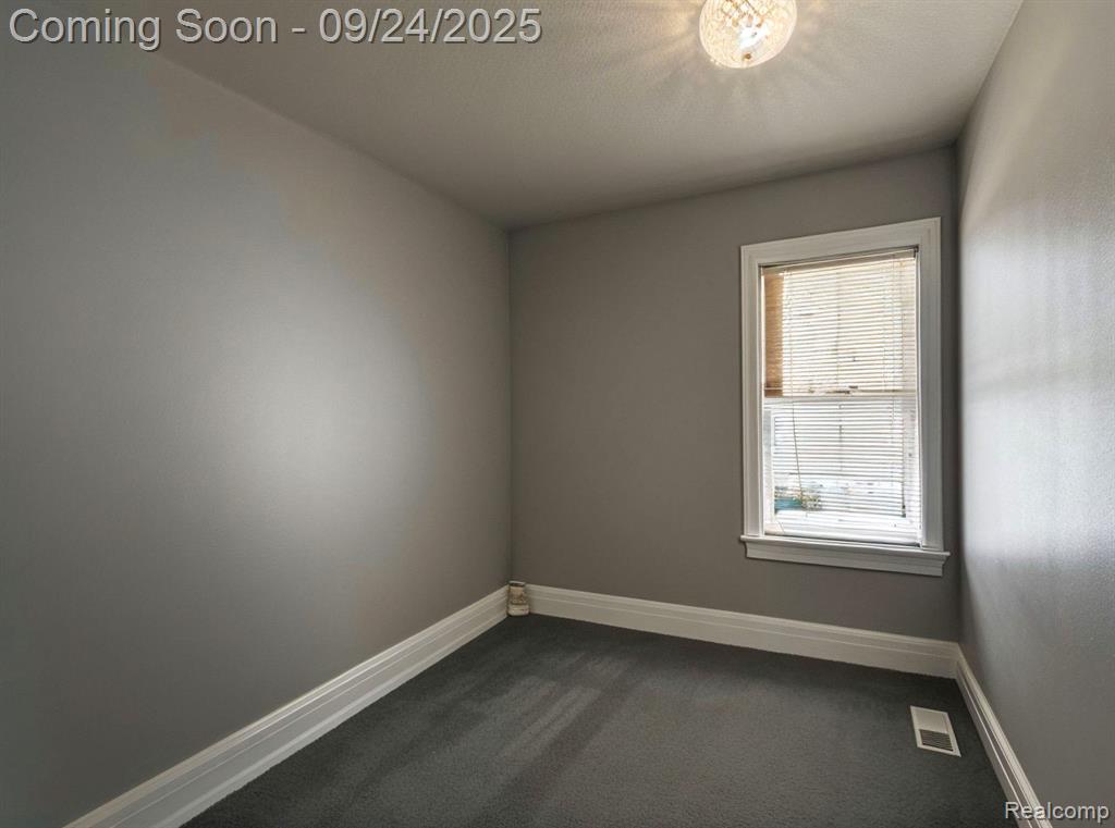 5427 Central Street, Detroit, MI 48210 — Photo 10