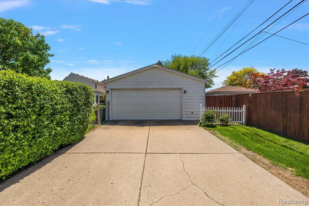 40459 Hamilton, Sterling Heights, MI 48313 — Photo 49