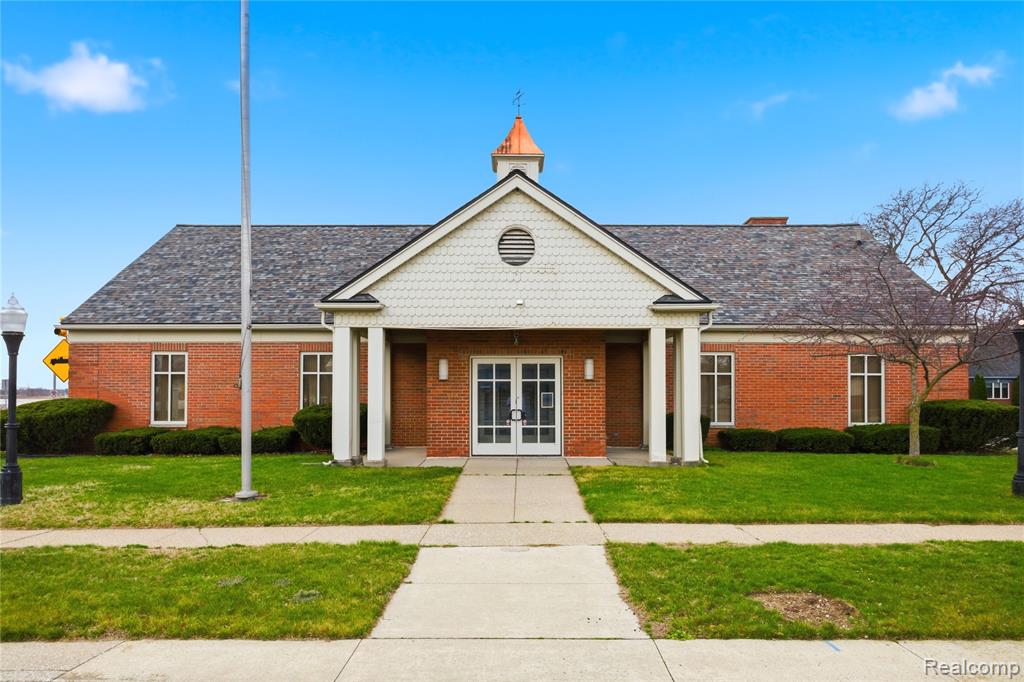 301 Summer Street, Algonac, MI 48001 — Photo 2