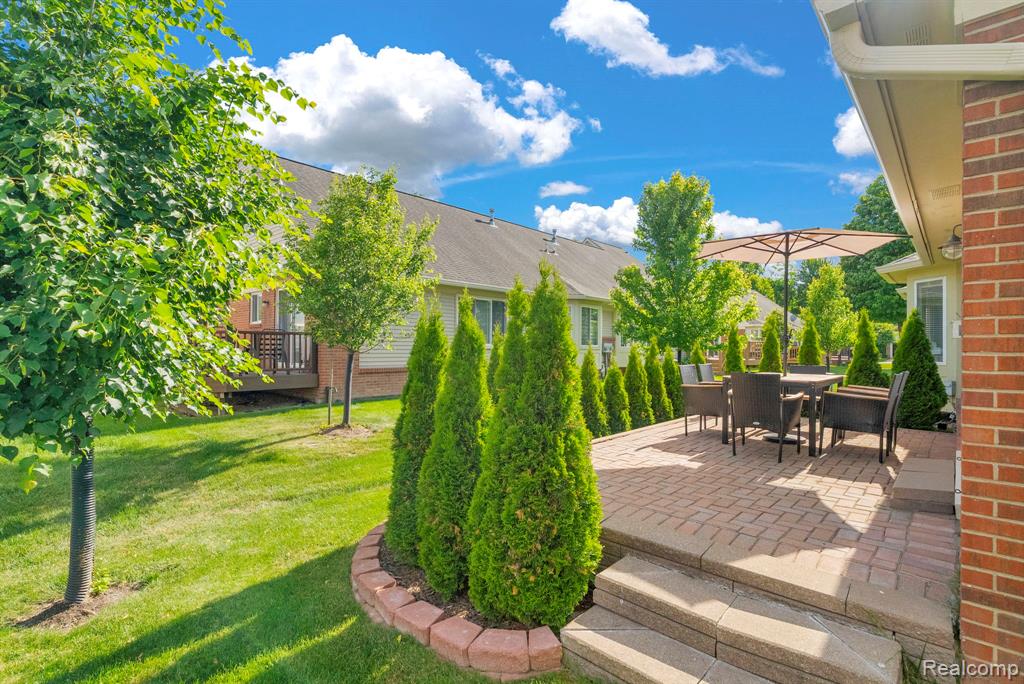 5610 Ortman Drive, Sterling Heights, MI 48314 — Photo 44