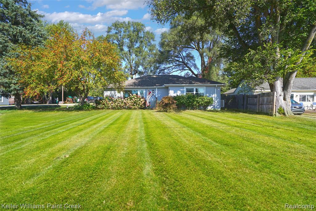 3530 Davison Road, Lapeer, MI 48446 — Photo 25