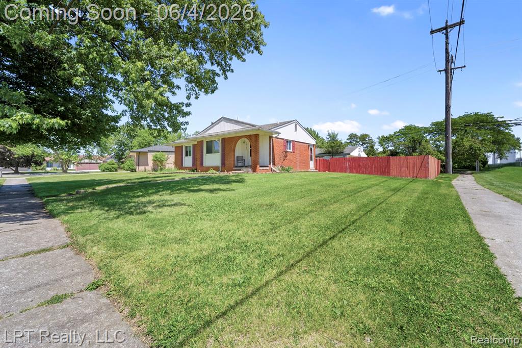 18181 Winwood Court, Brownstown, MI 48193 — Photo 2