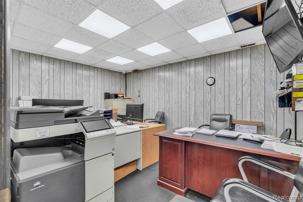 1475 S Newburgh Road, Westland, MI, 48186