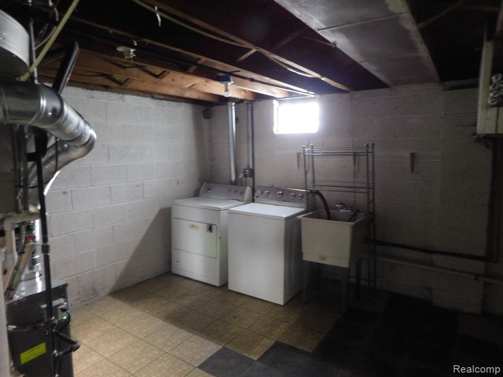8222 COOLIDGE, Center Line, MI 48015 — Photo 13