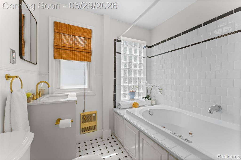9833 Ingram Street, Livonia, MI 48150 — Photo 10