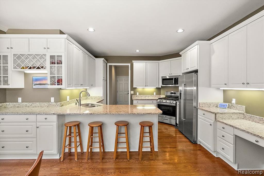 8533 Glen View Drive, Howell, MI 48843 — Photo 16
