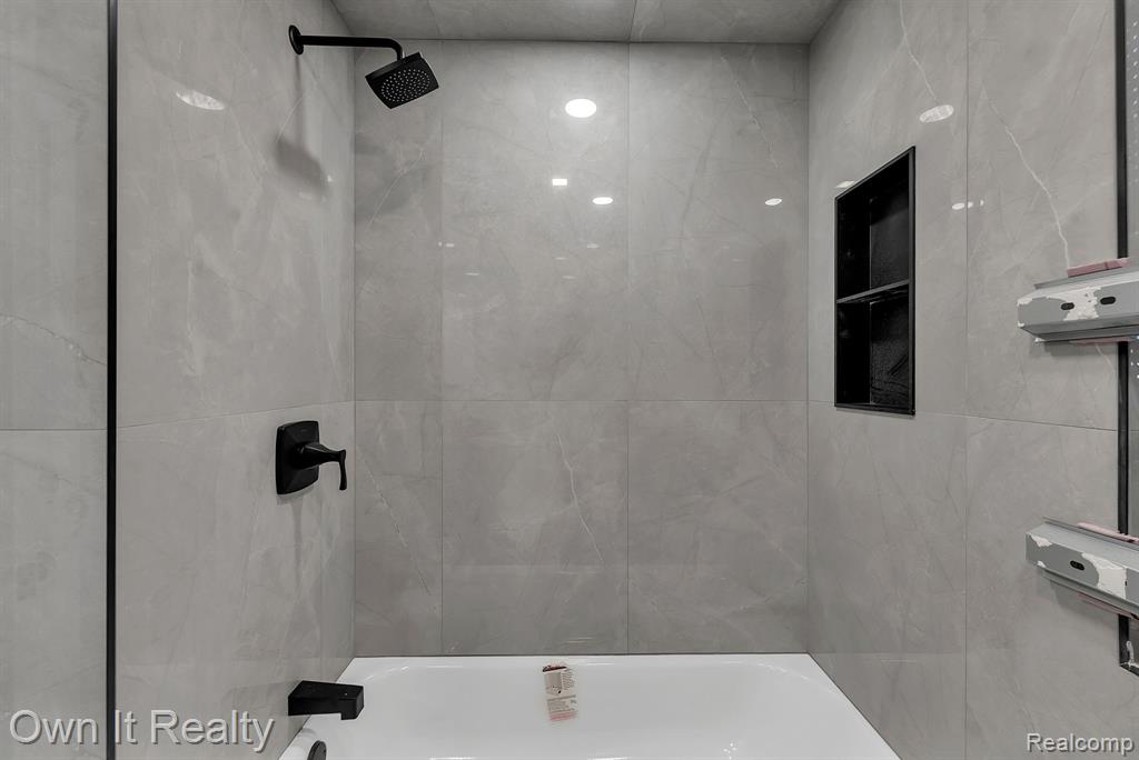 4316 Lakewood Street, Detroit, MI 48215 — Photo 25
