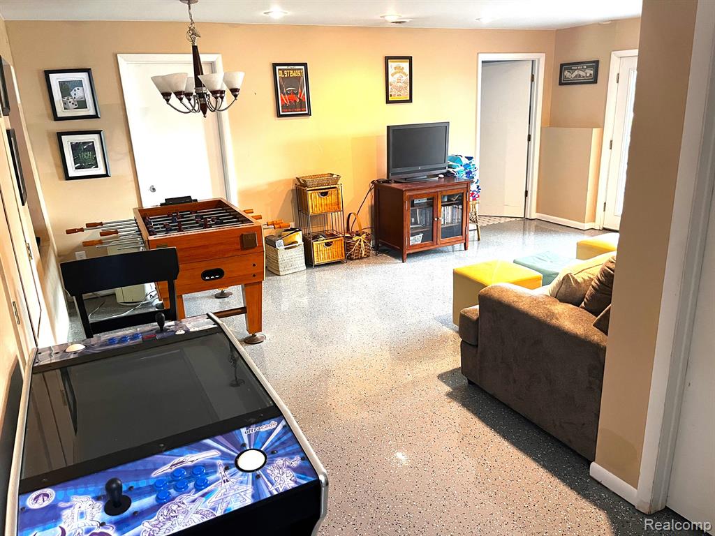 8480 CAROLS Drive, Brighton, MI 48114 — Photo 22