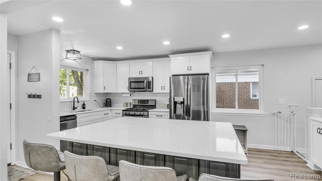 5961 Centralia Street, Dearborn Heights, MI 48127 — Photo 8