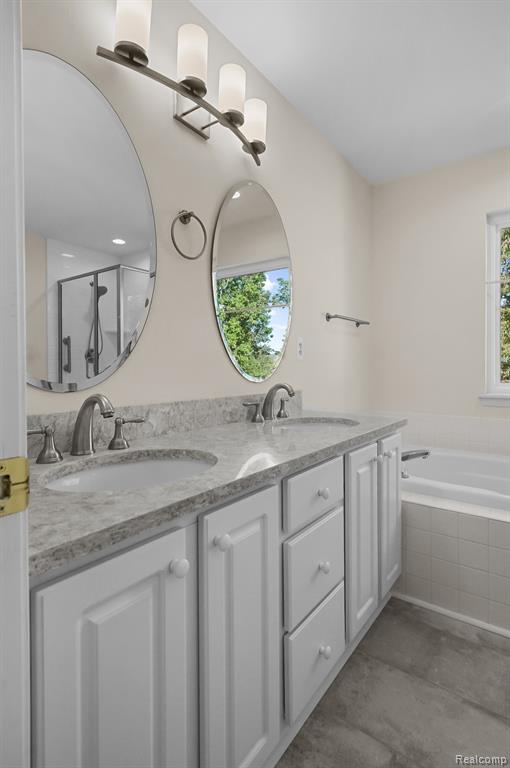 632 Riverstone Lane, Chelsea, MI 48118 — Photo 12