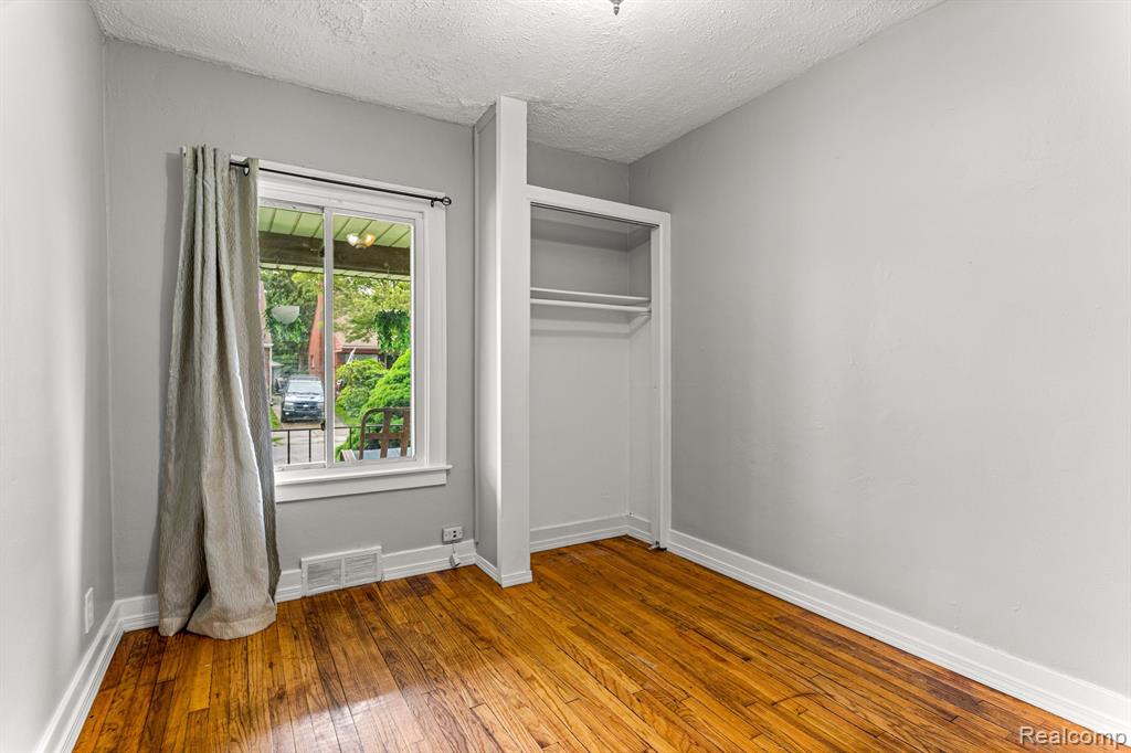 5002 MEAD Street, Dearborn, MI 48126 — Photo 12