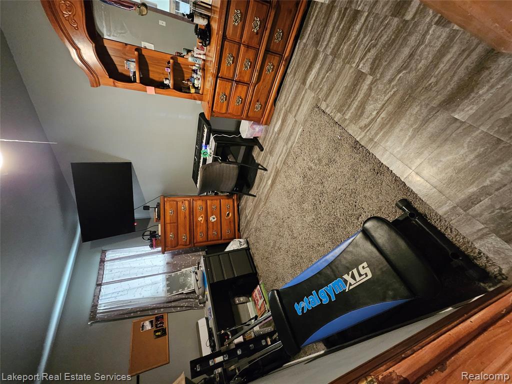 814 Saint James Street, Marysville, MI 48040 — Photo 9