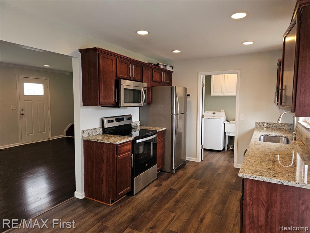 47564 Ryan Road, Shelby Twp, MI 48317 — Photo 7