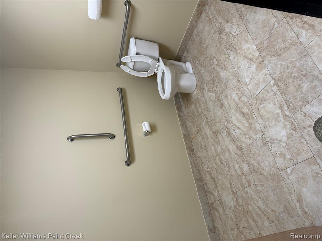 49556 Van Dyke Avenue, Shelby Twp, MI 48317 — Photo 8