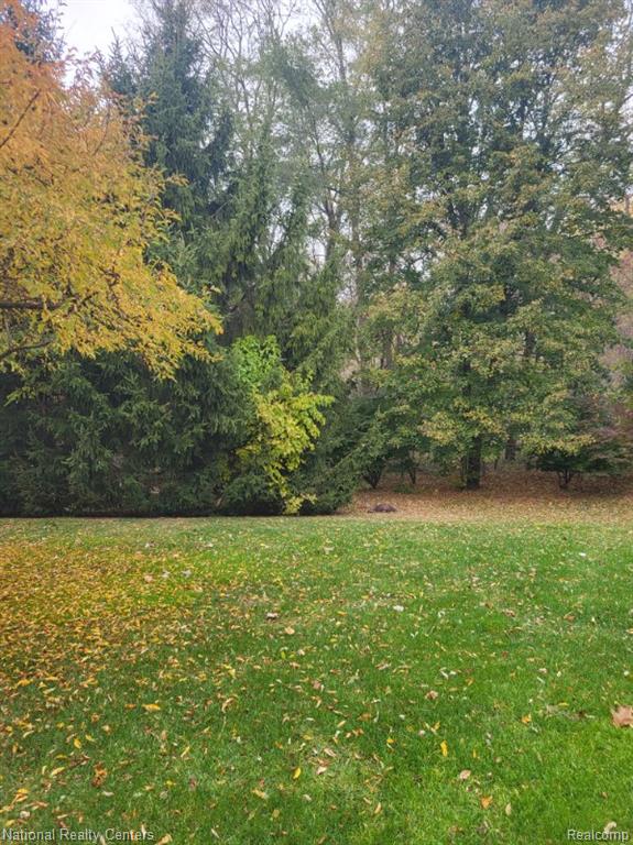 5028 Clintonville Pines Drive, Clarkston, MI — Photo 5