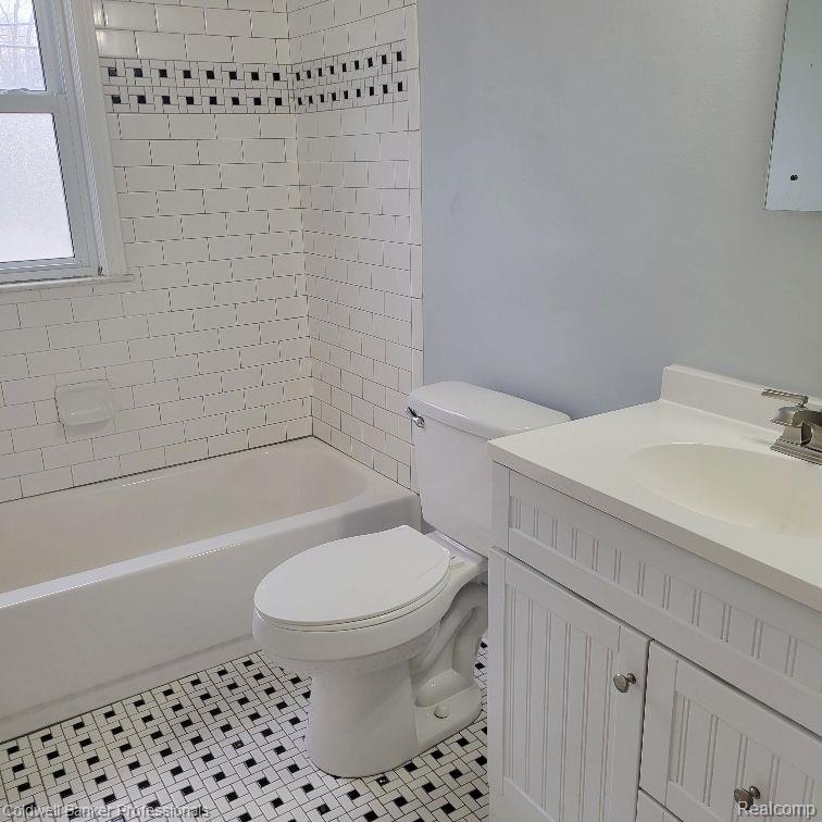 732 ALLEN Street, Ferndale, MI 48220 — Photo 10