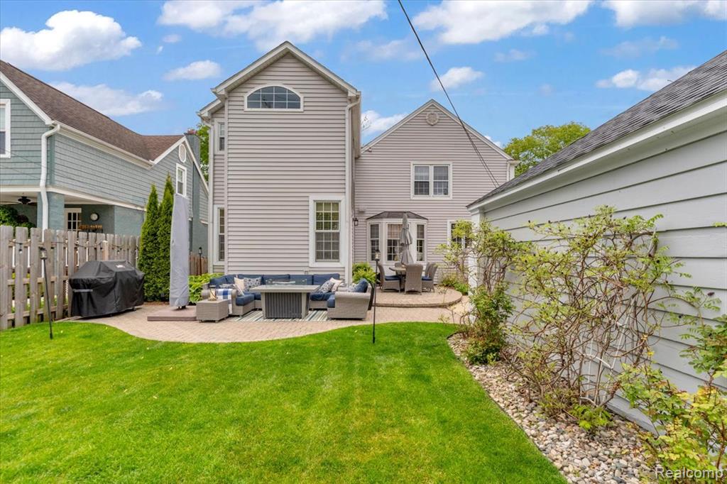 784 University Place, Grosse Pointe, MI 48230 — Photo 47