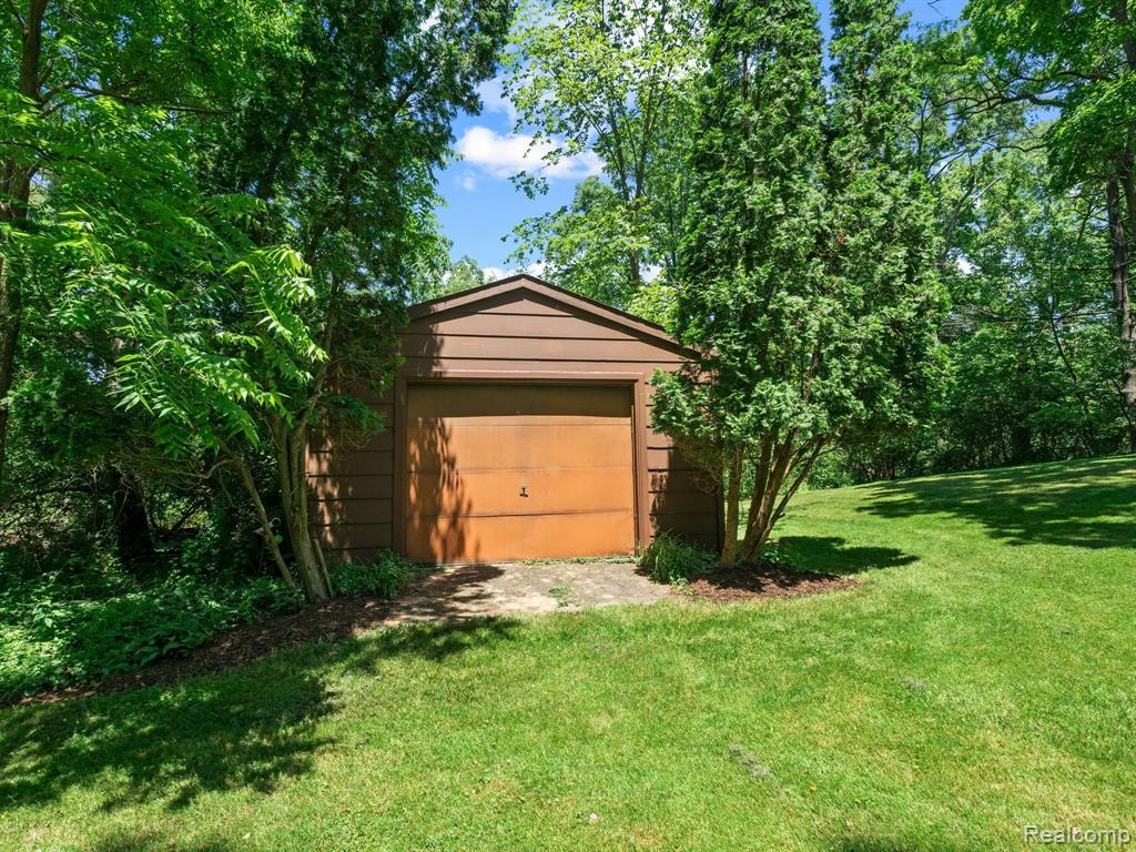 5151 N ADAMS Road, Bloomfield Hills, MI 48304 — Photo 42