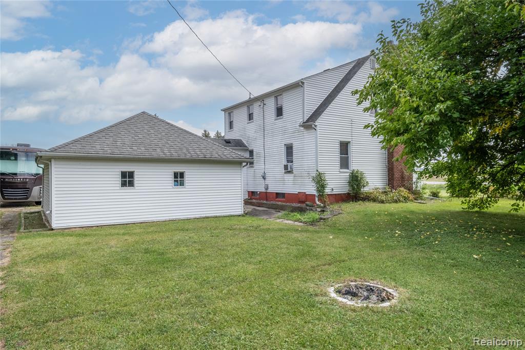 2028 Kochville Road, Saginaw, MI 48604 — Photo 21