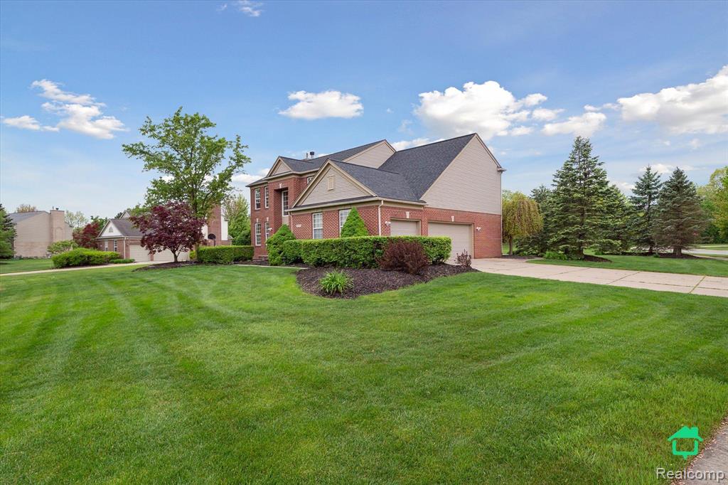 49110 MANHATTAN Circle, Canton, MI 48188 — Photo 3