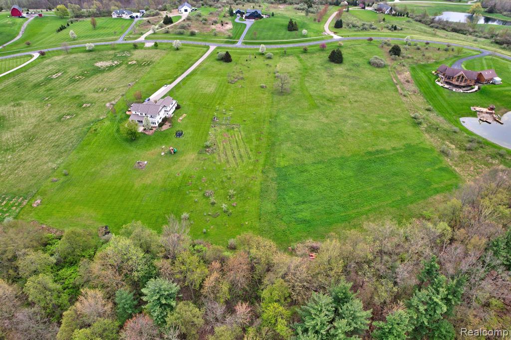 V/L Austin Court, Elba, MI 48446 — Photo 8
