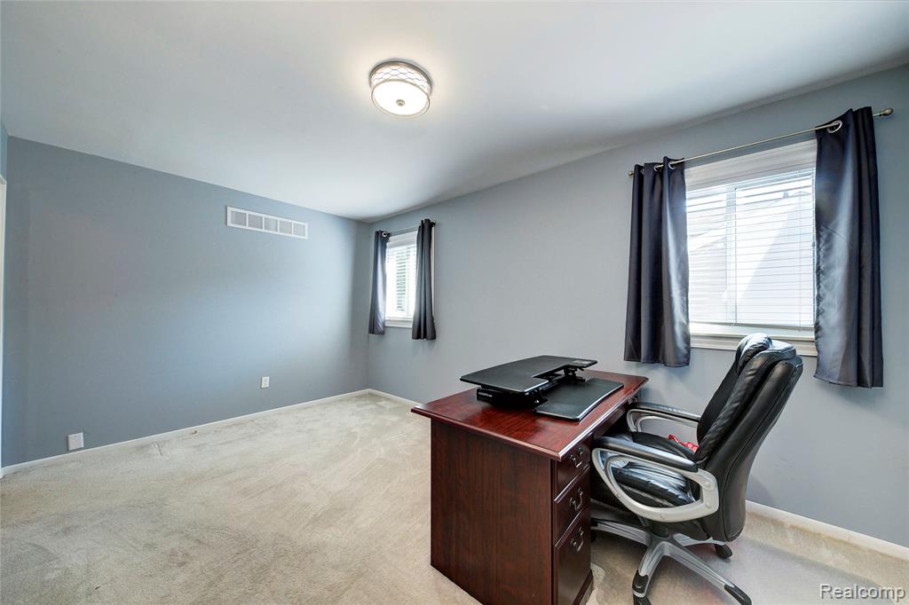 5646 New Meadow Drive, Ypsilanti, MI 48197 — Photo 19