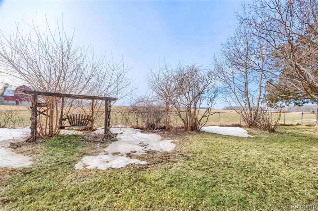 5946 Hart Road, Vassar, MI 48768 — Photo 3