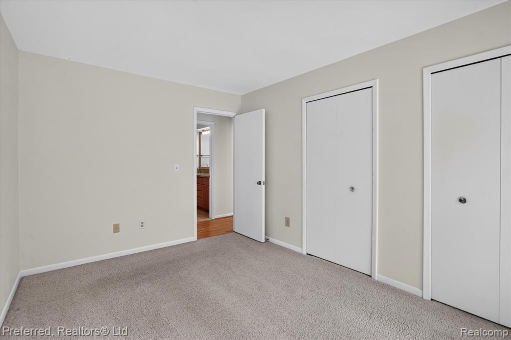5524 Lawrence Court, Pinckney, MI 48169 — Photo 24