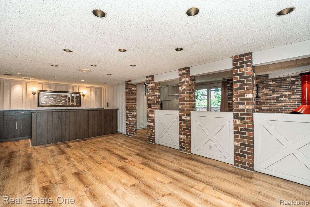 53081 Scenic Drive, Shelby Twp, MI 48316 — Photo 34