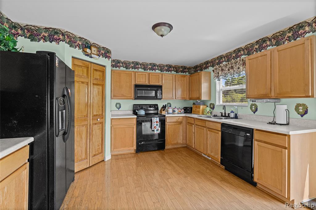 7430 Whippoorwill Lane, Davison, MI 48423 — Photo 8