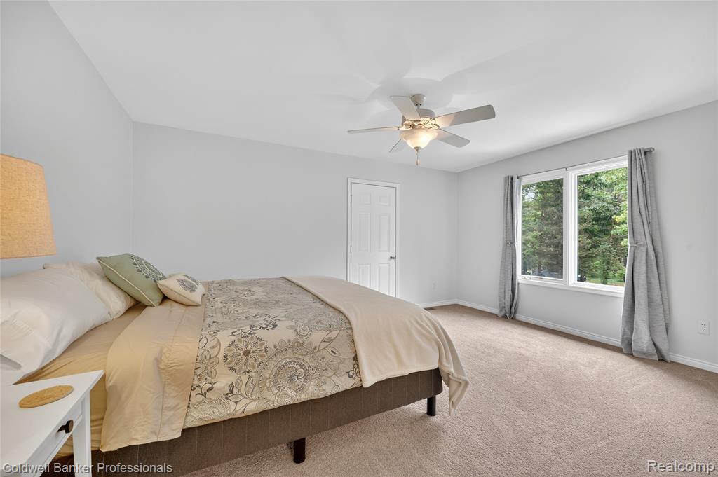 668 E Buell Road, Rochester, MI 48306 — Photo 30