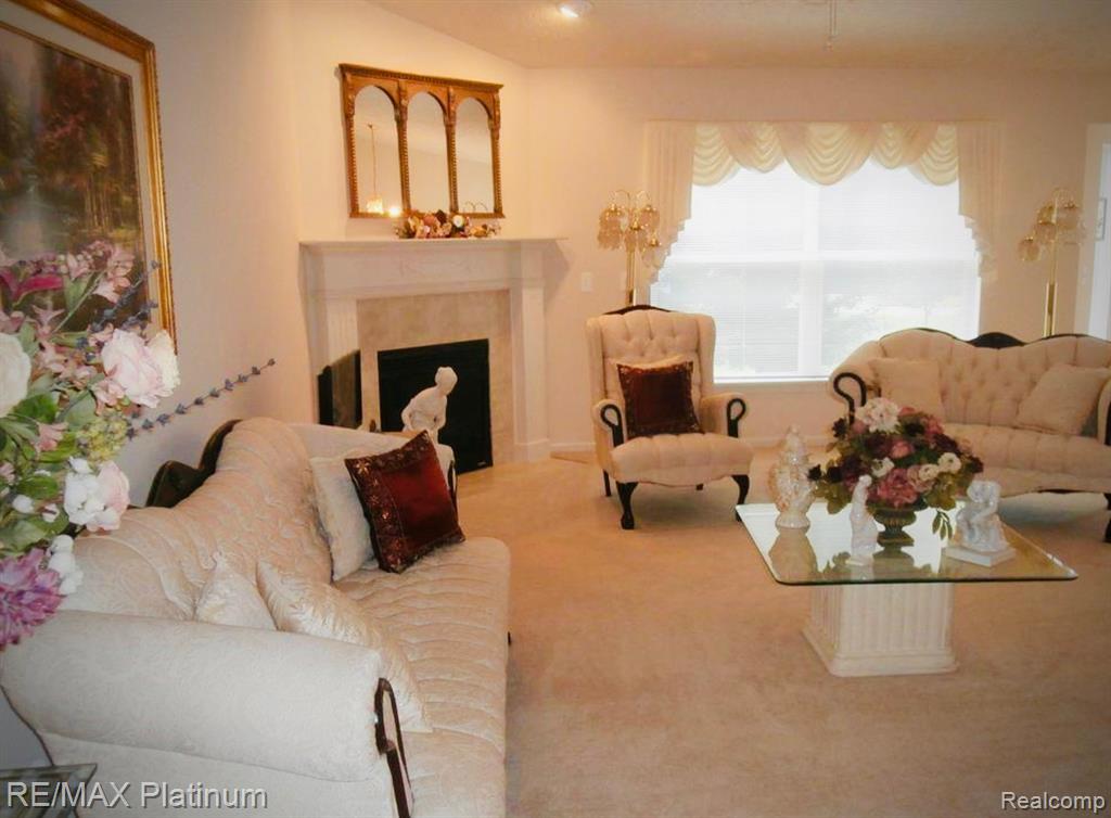 707 Glenlivet Street, Howell, MI 48843 — Photo 7