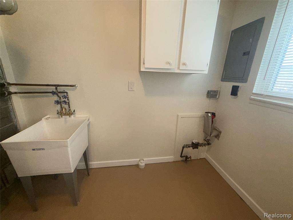 7643 Rivard Avenue, Warren, MI 48091 — Photo 33