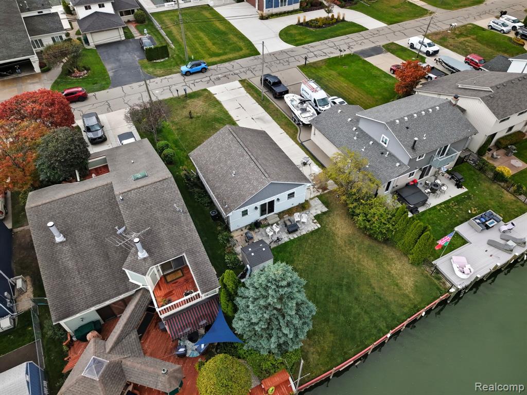 37752 Huron Pointe Drive, Harrison Township, MI — Photo 30
