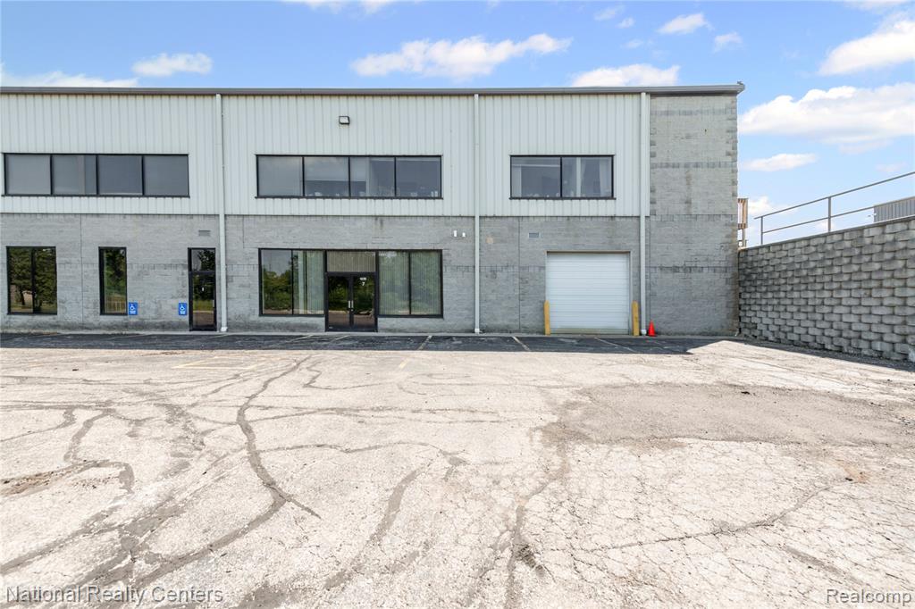 1235 Industrial Drive, Saline, MI 48176, Saline, MI, 48176