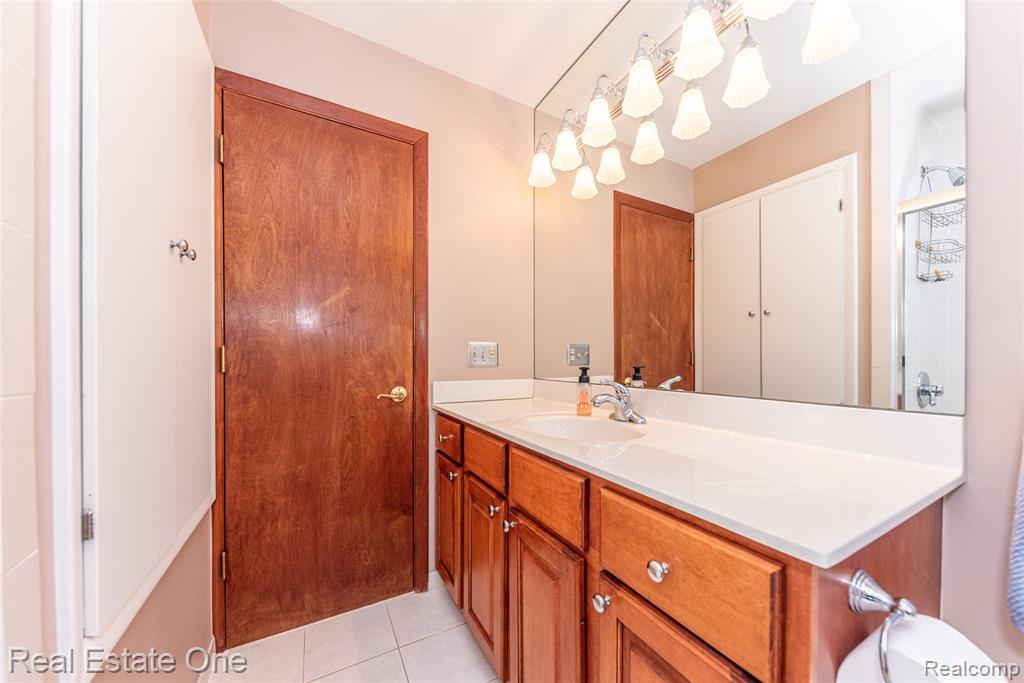 10120 Hyne Road, Brighton, MI 48114 — Photo 41