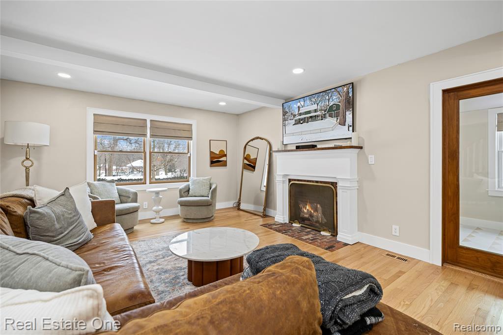 380 Depot Road, Clarkston, MI — Photo 14