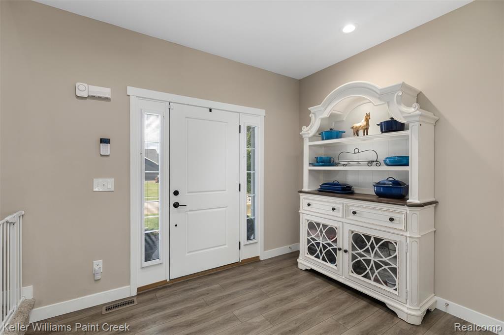 6097 Summerbrooke Circle, Fowlerville, MI 48836 — Photo 4