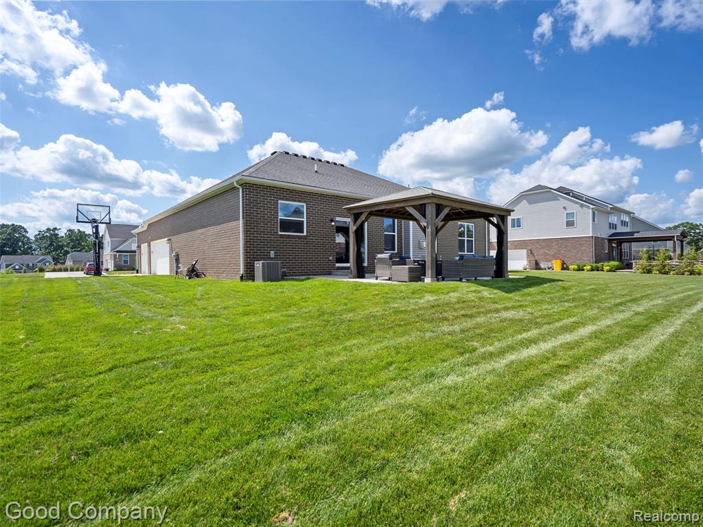 1295 Brookline Court, Oakland, MI — Photo 2