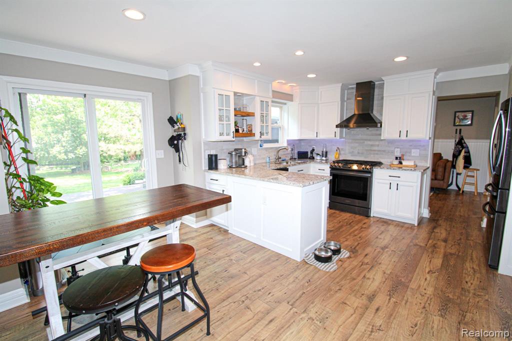 3193 RIVER MEADOW Circle, Canton, MI 48188 — Photo 10