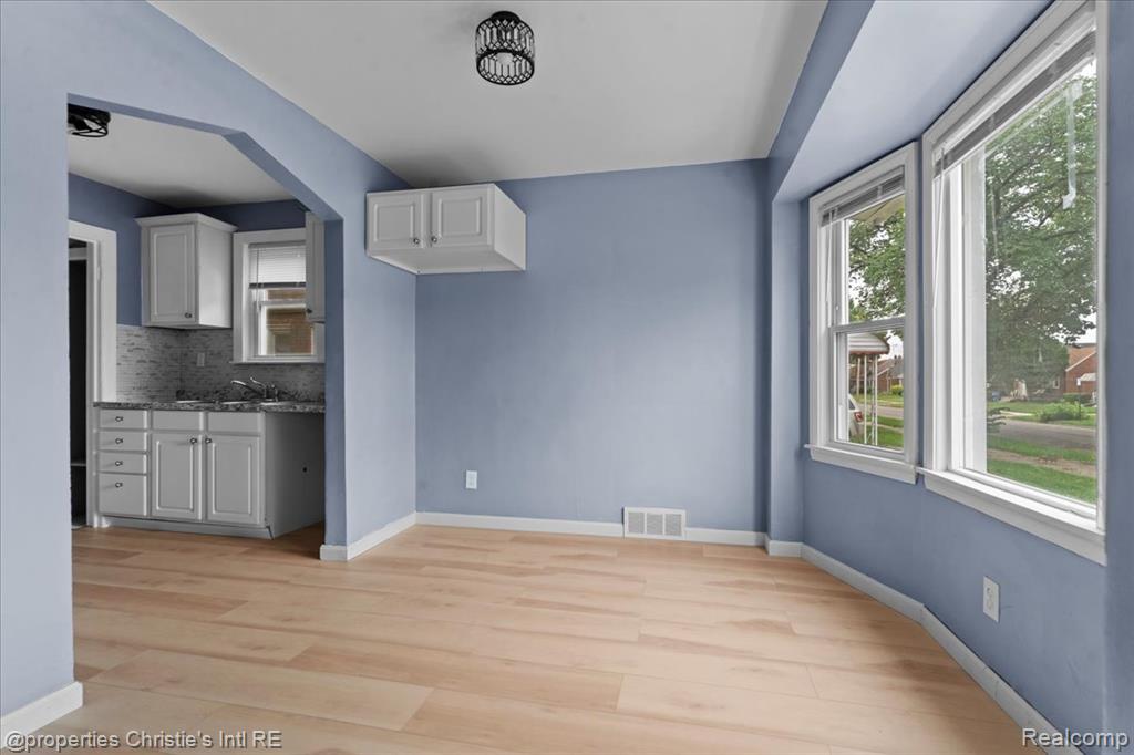 9624 Prest Street, Detroit, MI 48227 — Photo 6